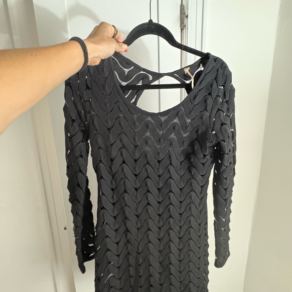 Elegant Black Knit Dress